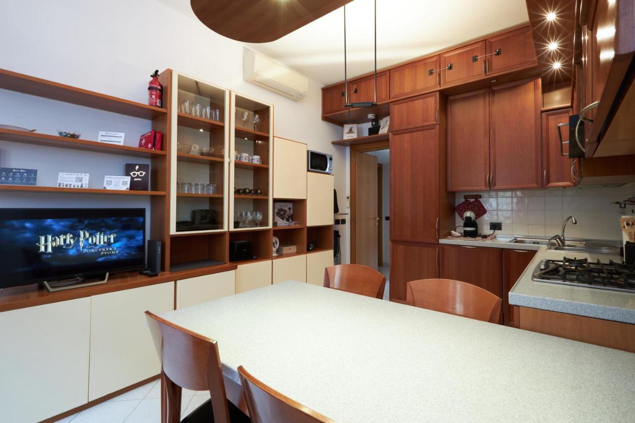 Appartement Harry Potter'S Magic House - Metro M4 - Linate - Citta Studi à Milan Extérieur photo